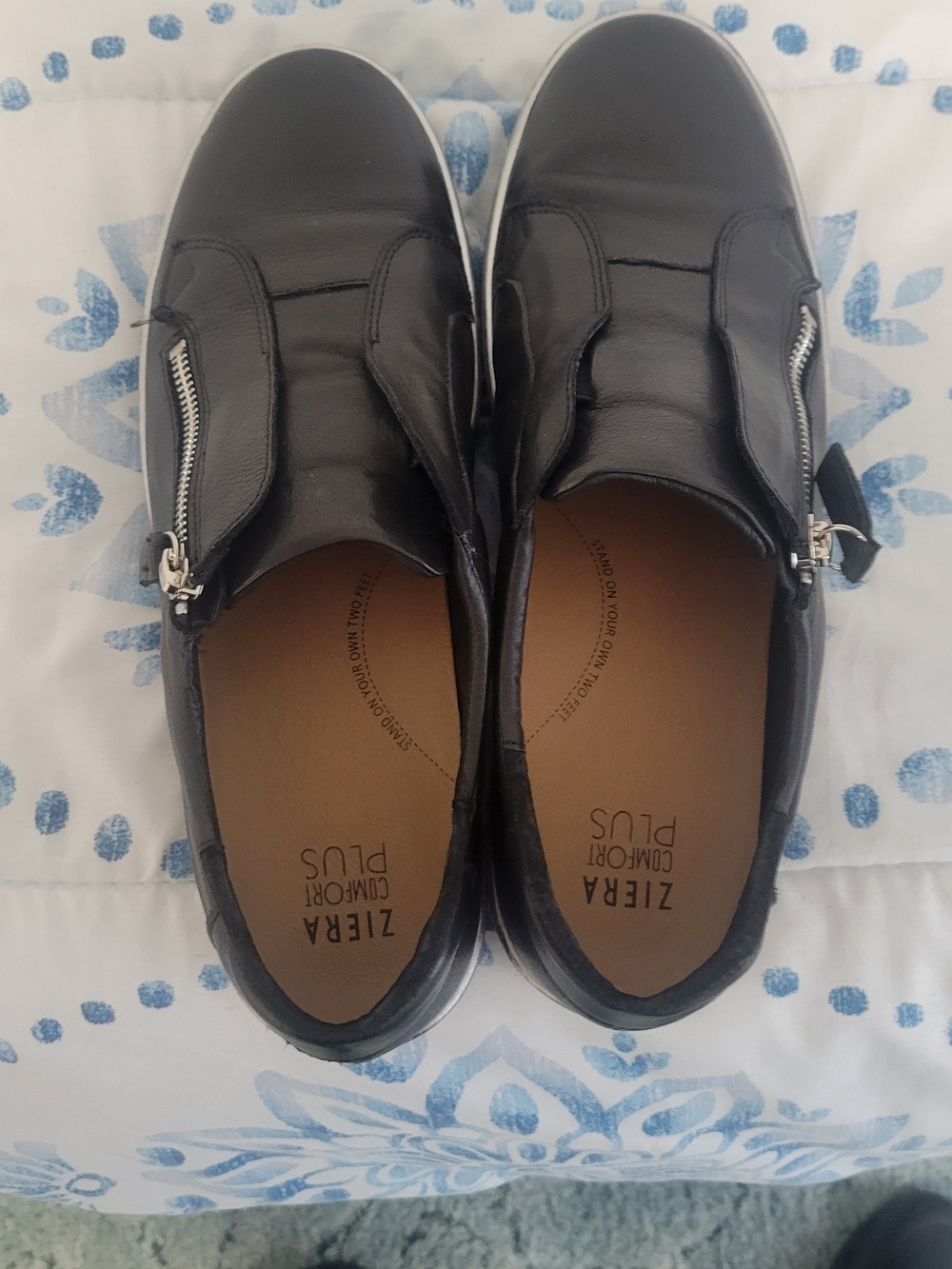 Ziera Comfort Plus Women's Black Leather Slip-On Sneakers with Side Zipper